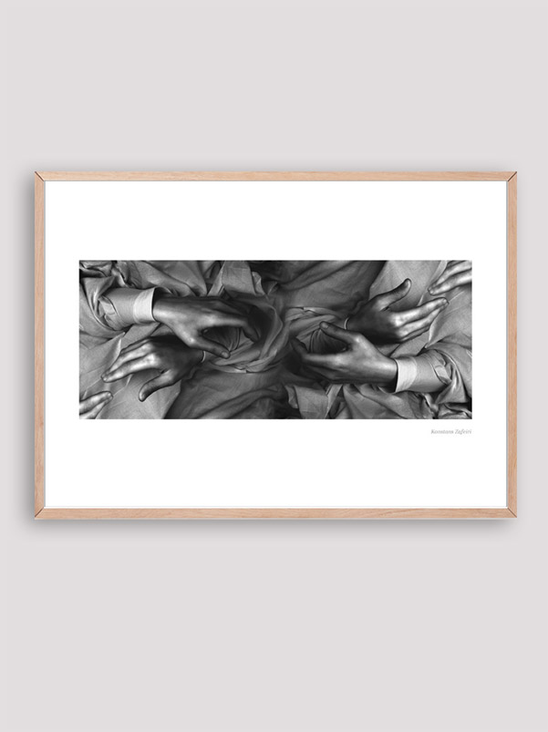 BFA033 RENAISSANCE HANDS