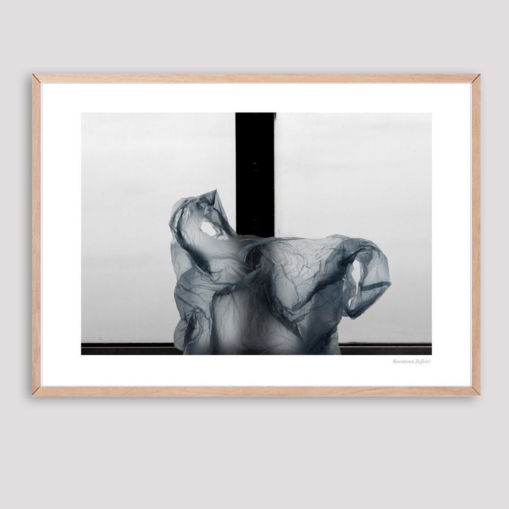 S082 Plastic sculpture