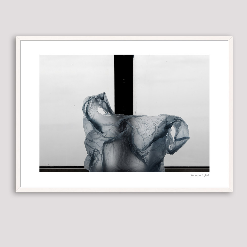 S082 Plastic sculpture